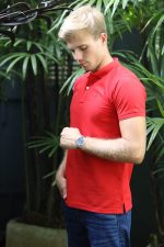 Red Collar T-Shirt - Image 4